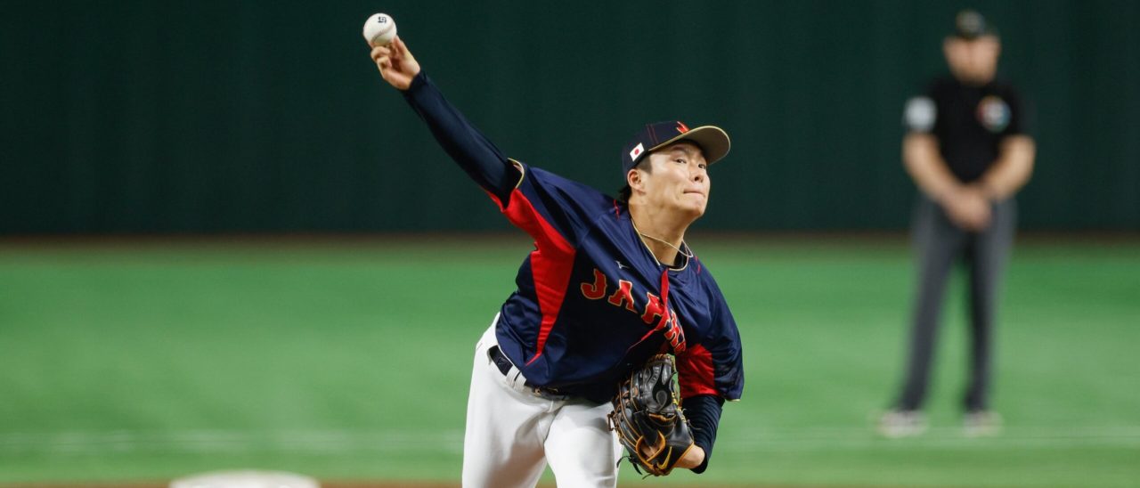 Yoshinobu Yamamoto pitches in the World Baseball Classic.